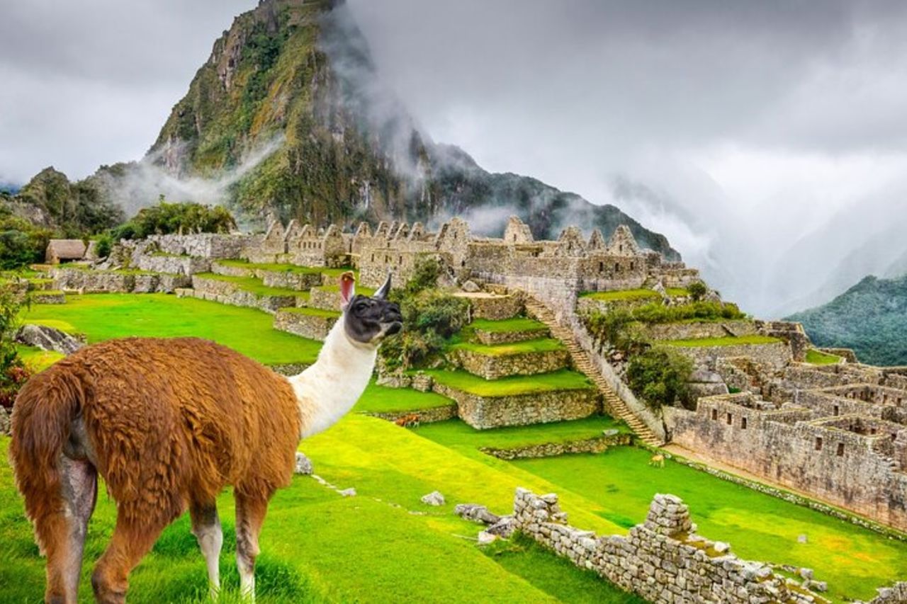 Tour di 2 giorni da Cusco: Valle Sacra e Machu Picchu in treno — 3