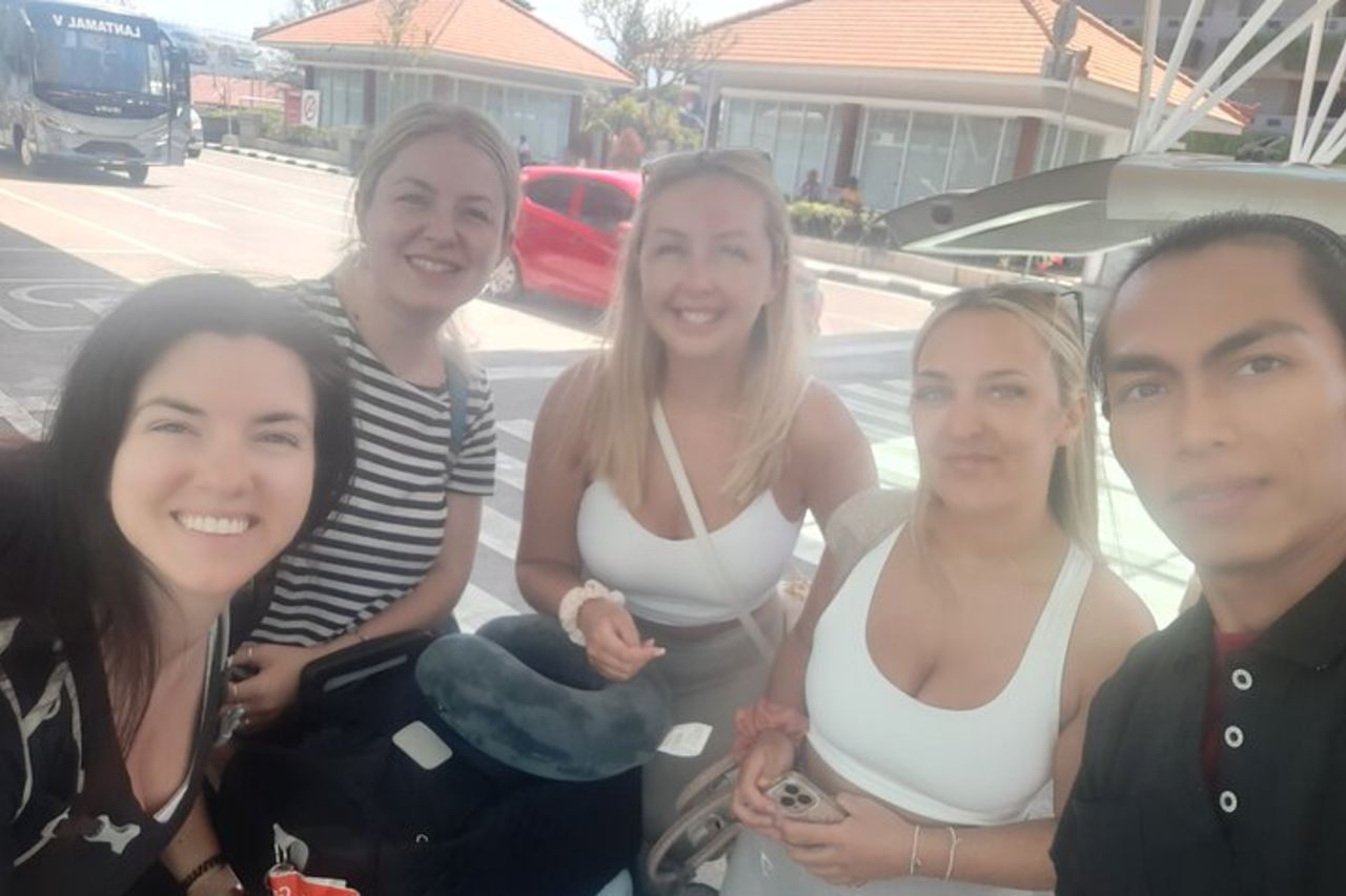 Trasferimento privato all'arrivo all'aeroporto di Bali