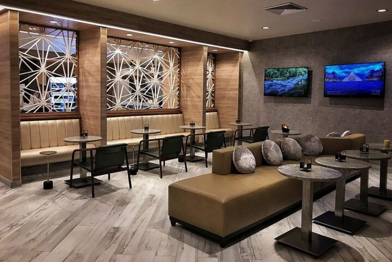 Mera VIP Lounge all'aeroporto internazionale di Cancun — 8