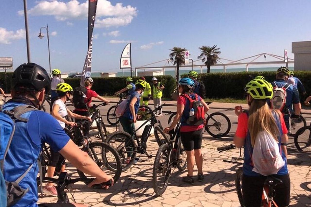 E-Bike Tour Guidato con Degustazione in Cantina — 4