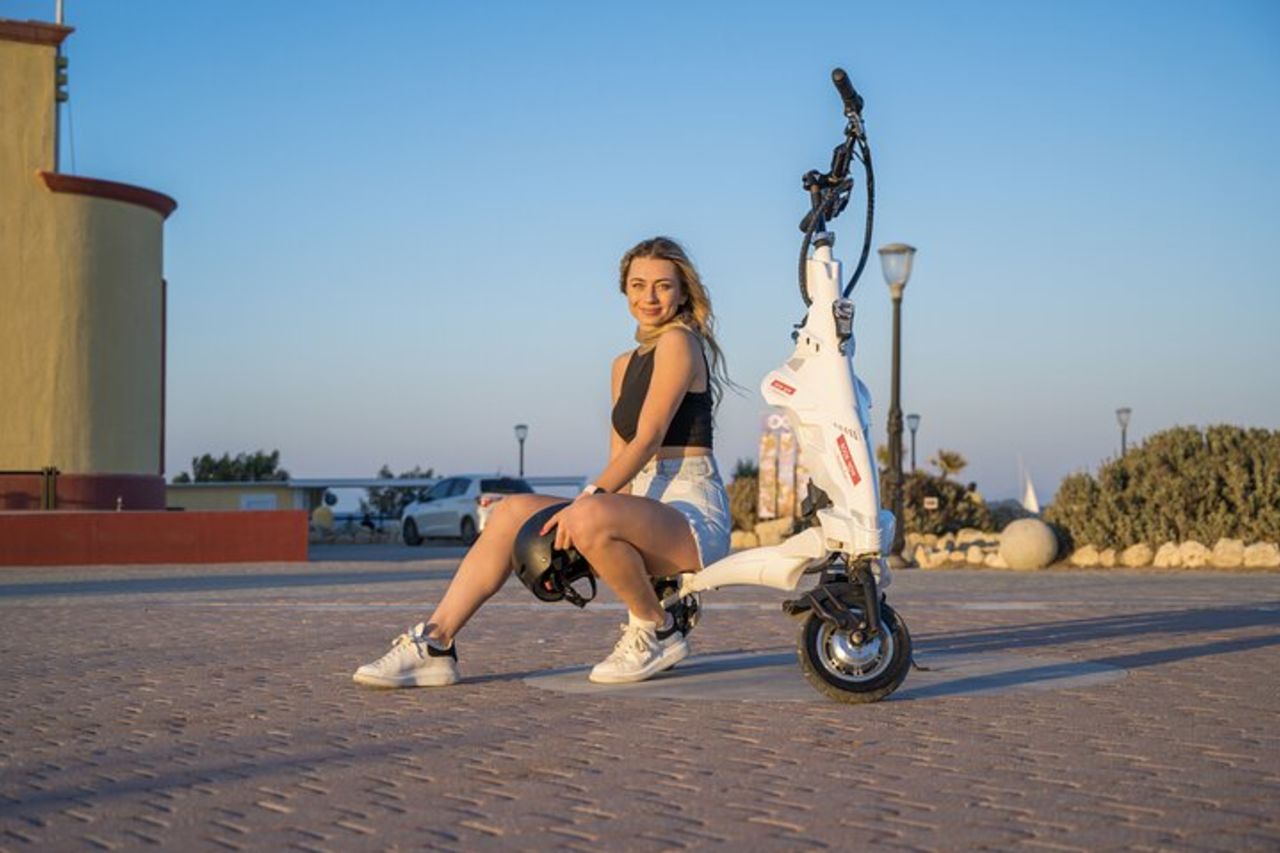 Esplora la città medievale di Rodi su scooter - 2 ore — 8
