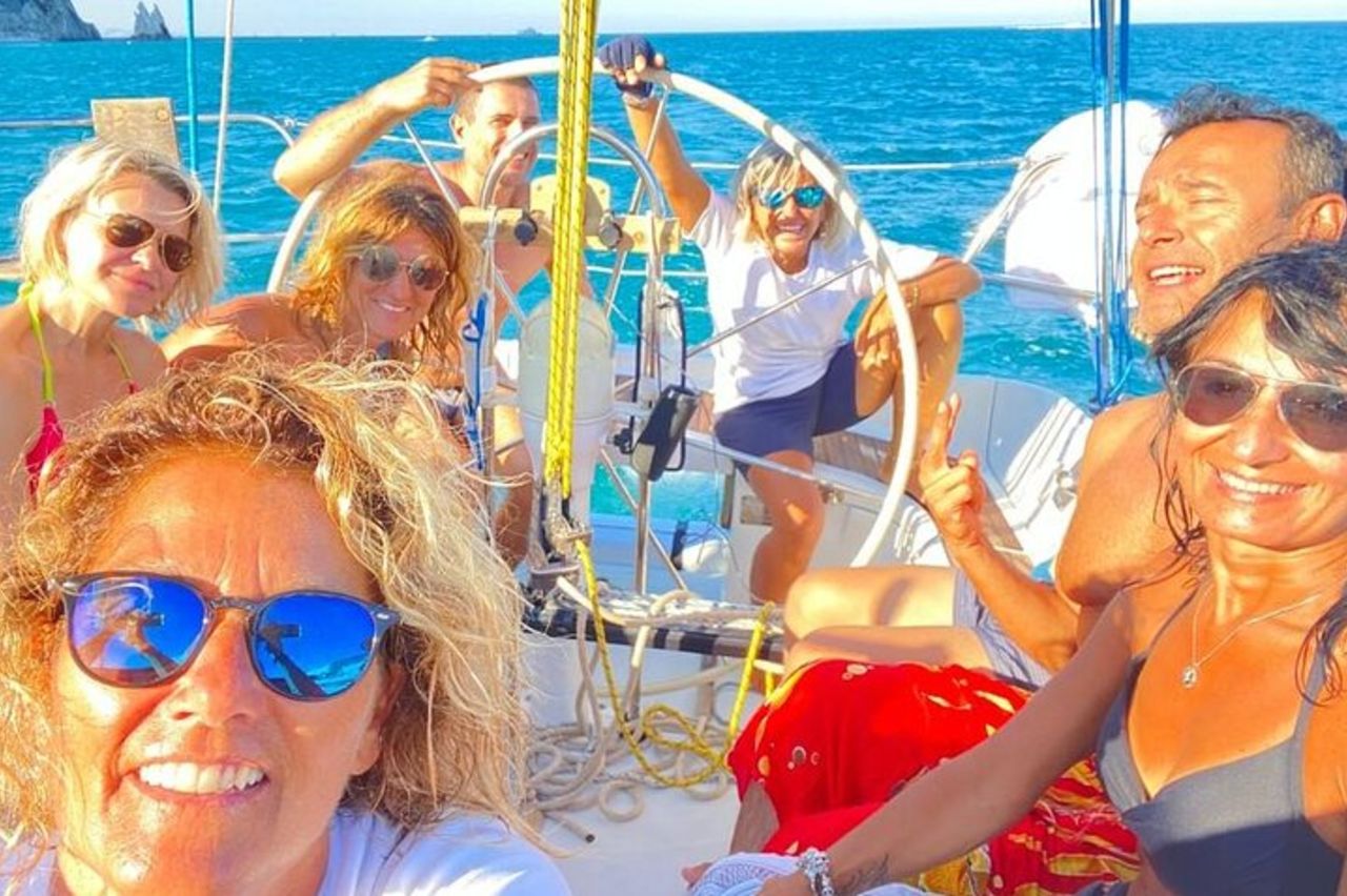 Tour privato per la Riviera del Conero in barca a vela — 3