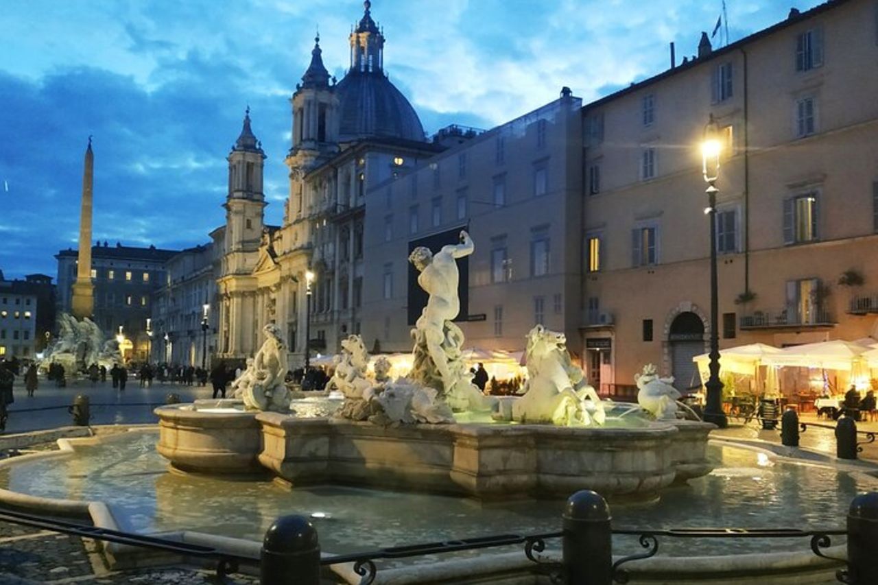 Roma al tramonto; Navona, Fontana di Trevi, Pantheon e altro ancora — 5