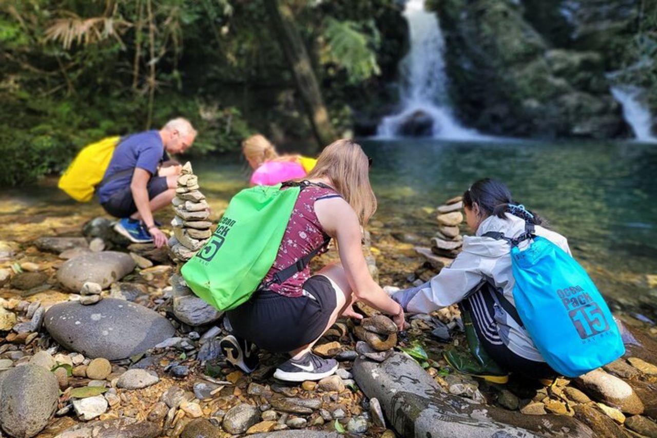 Tour giornaliero deluxe di trekking del Parco Nazionale Bach Ma da Hue — 7
