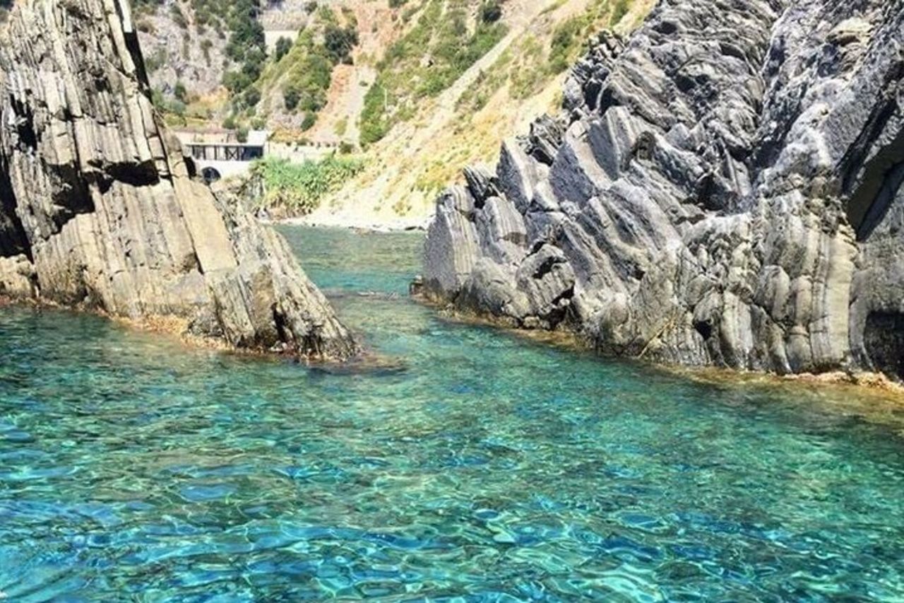 2 Ore Aperitivo in Barca al Tramonto — 8