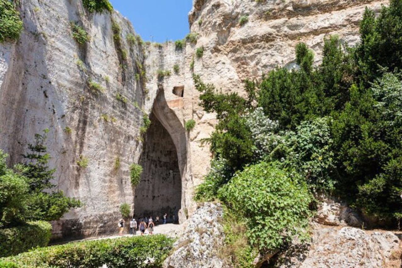 Tour privato di un'intera giornata a Siracusa e Noto — 4