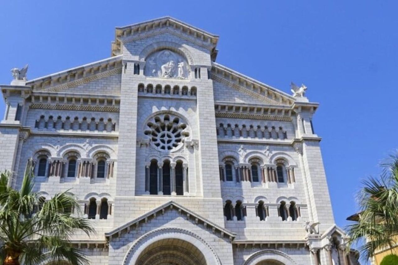 Tour a piedi di Monaco: Casinò, F1 e centro storico — 8