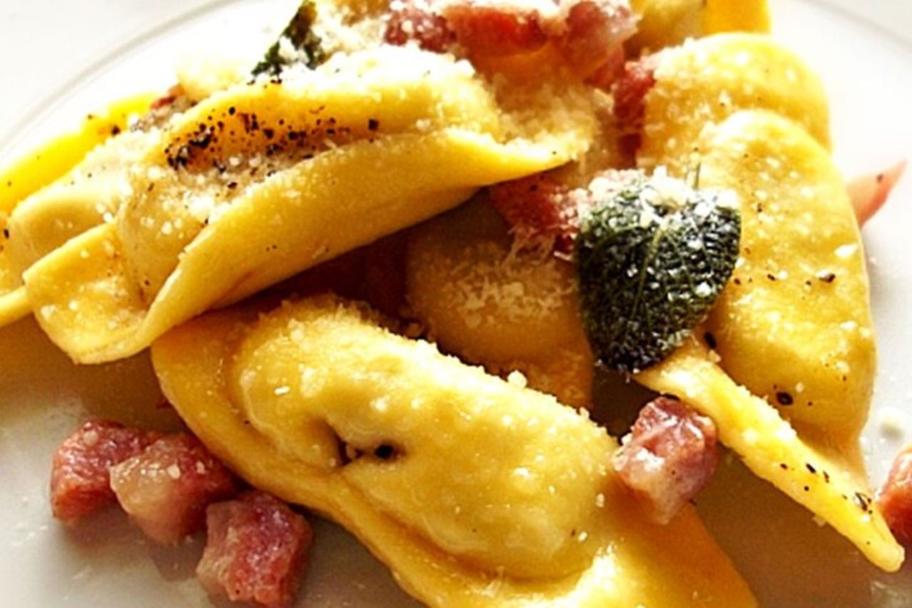 Tour privato a piedi con audioguida a Bergamo — 2