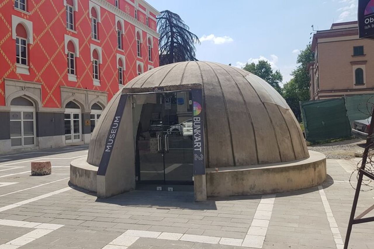 Tirana : Tour guidato a piedi di storia, cultura e vita locale — 3