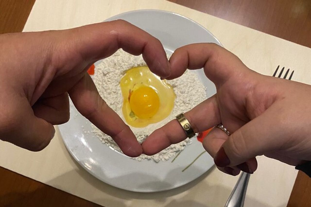 Cooking Class in Rome: Make Fettucine & Tiramisù with Chef Paolo — 7