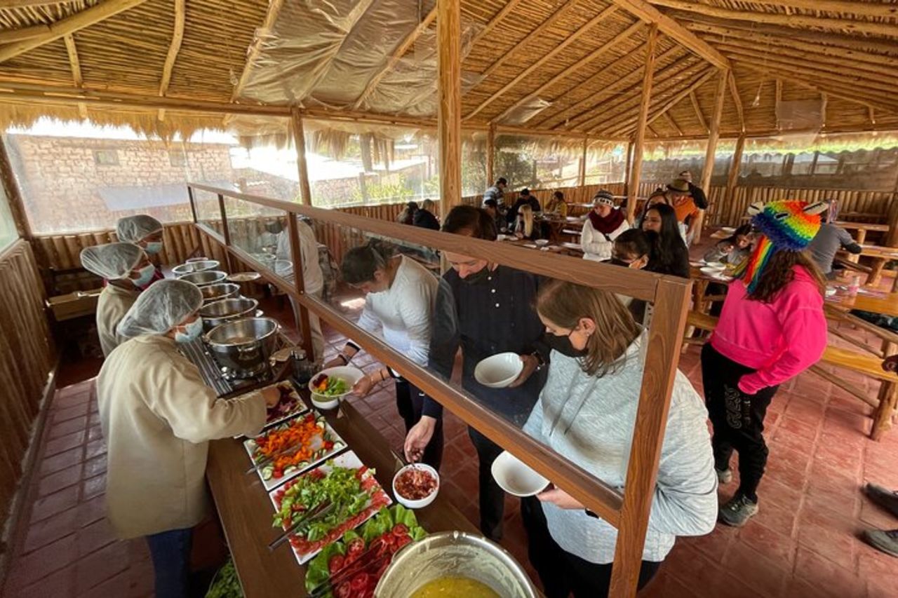 Tour guidato di un'intera giornata alla laguna di Humantay da Cusco — 2