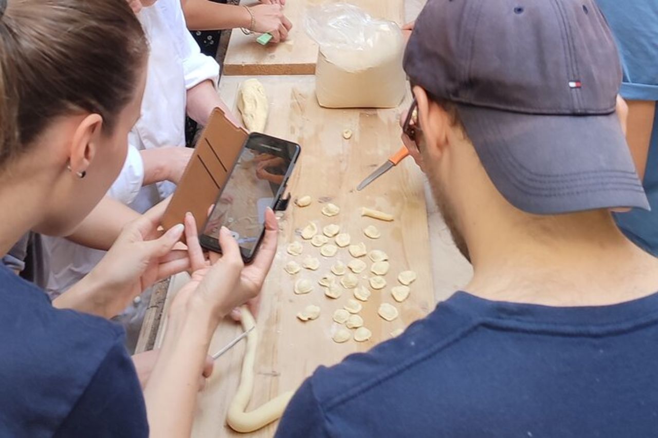 Corso di Cucina Tipica Pugliese Orecchiette+ Cena inclusa e Vini — 8
