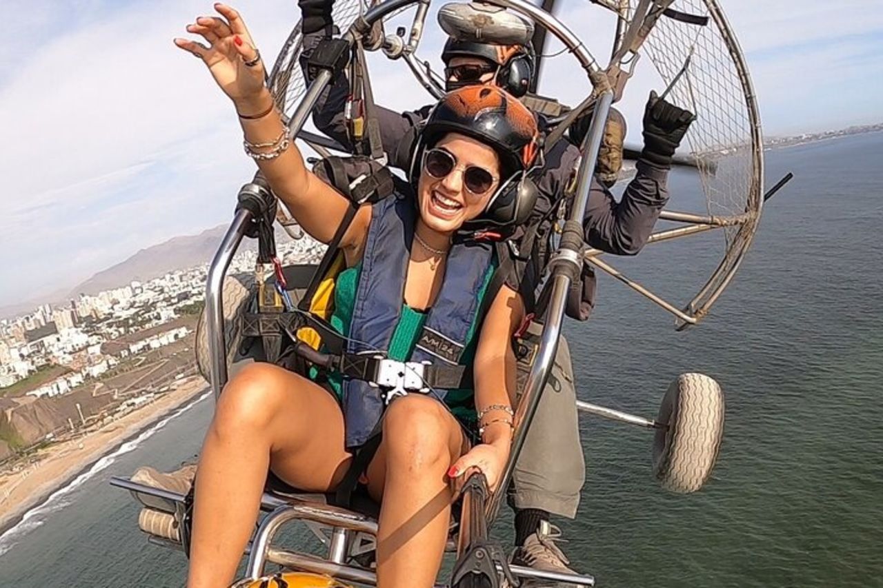 Voli in parapendio motorizzato sulla Costa Verde - Lima — 8