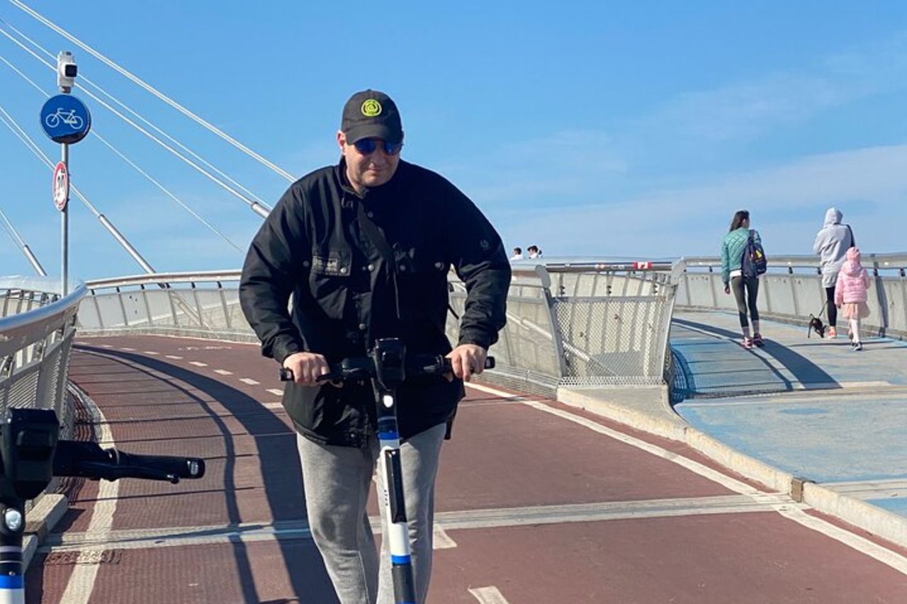 Eco Tour panoramico di Pescara autoguidato in e-scooter o bici