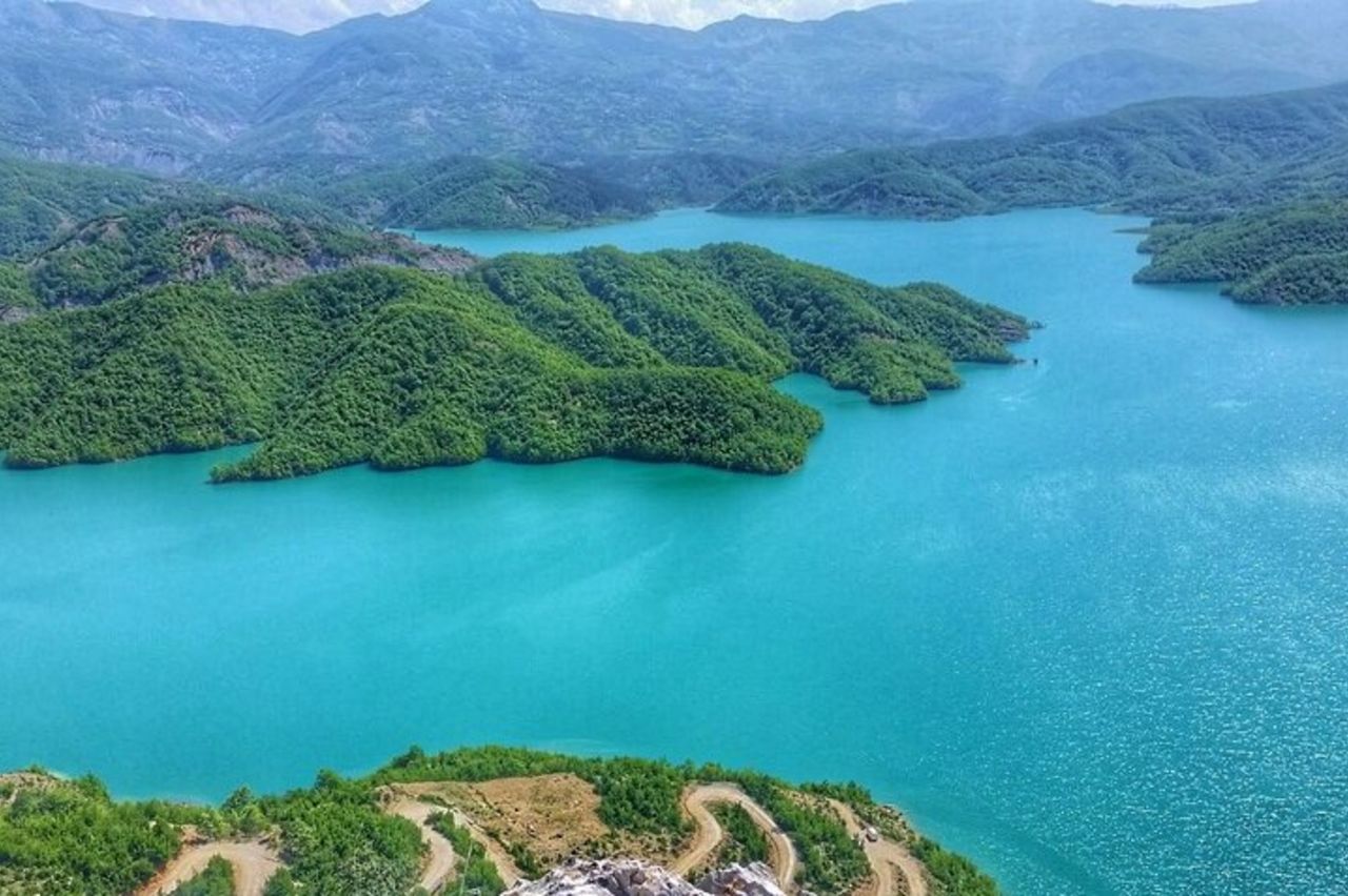 Escursione sul monte Gamti con vista sul lago Bovilla e canyon - Da Tirana — 5
