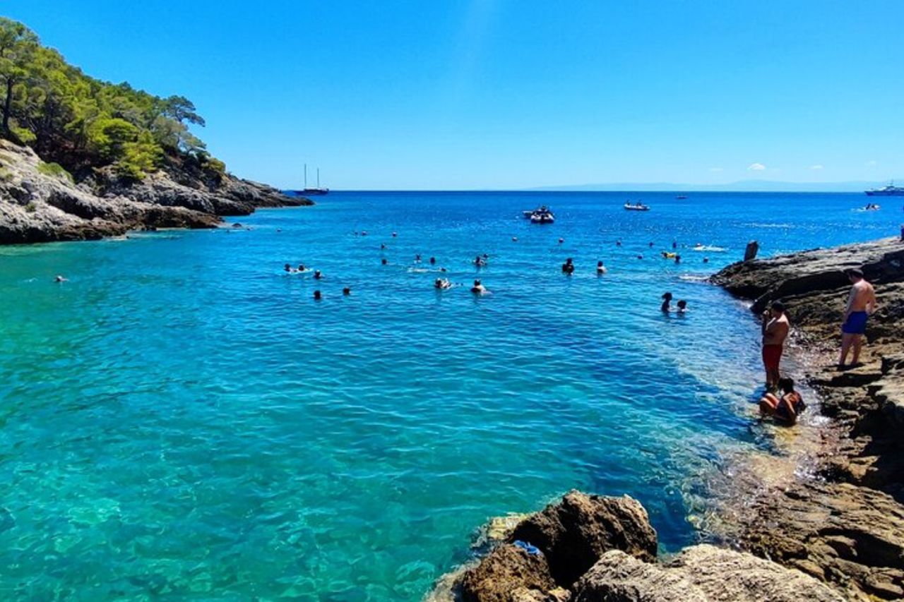 Isole Tremiti da Vieste Traghetto e Tour in Barca — 7