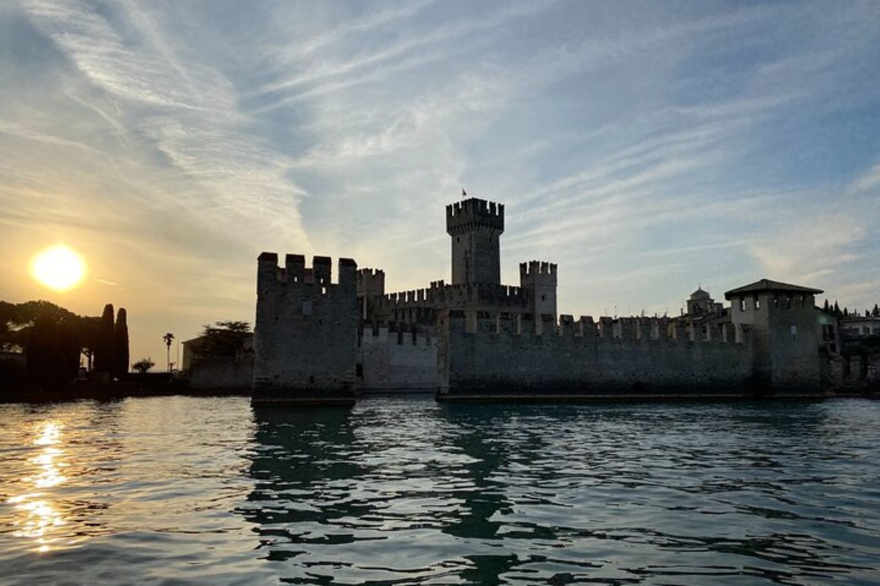 Tour al tramonto di Sirmione — 4