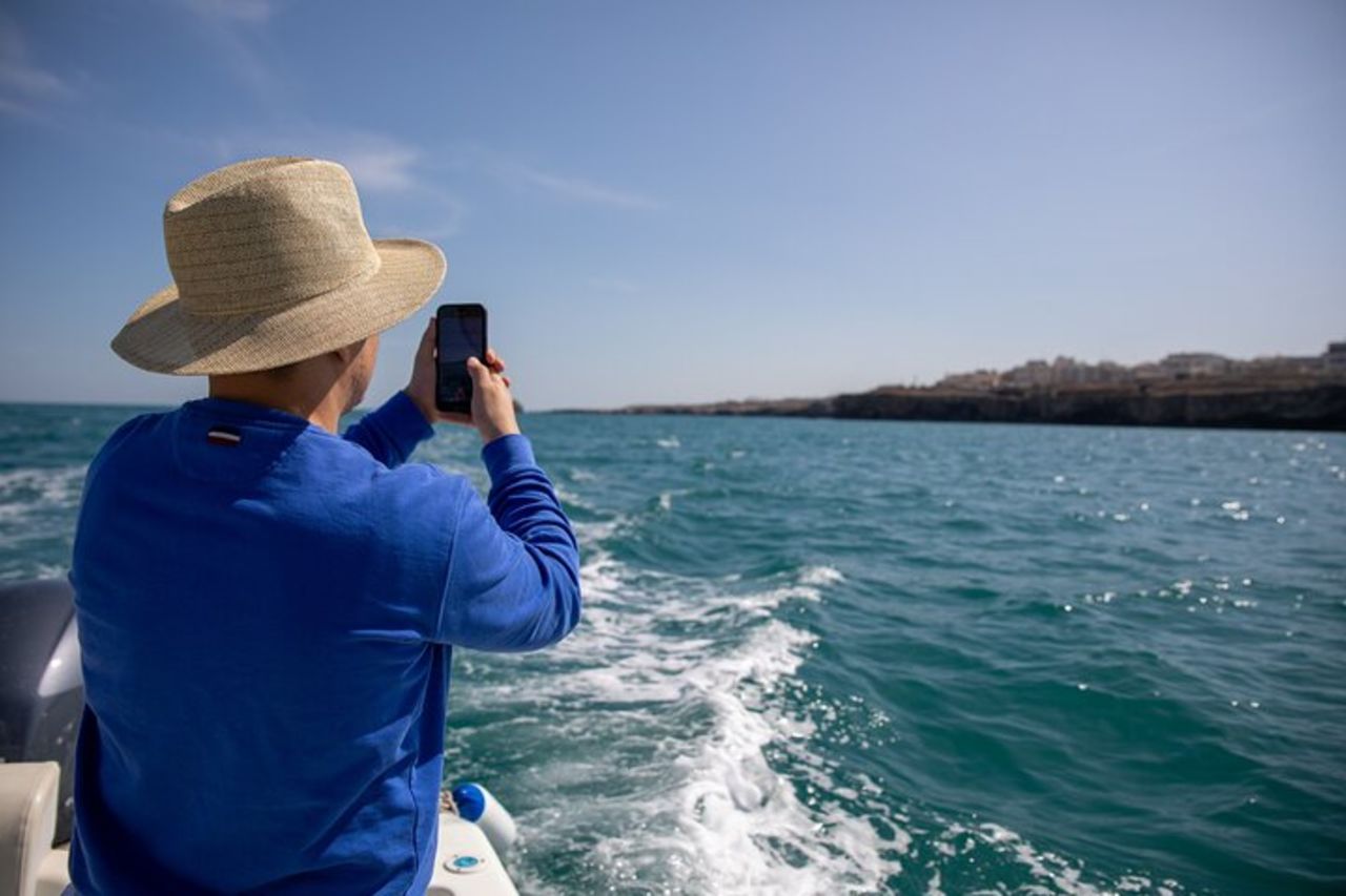 Polignano a Mare: Tour in Barca delle grotte - Piccolo Gruppo — 9