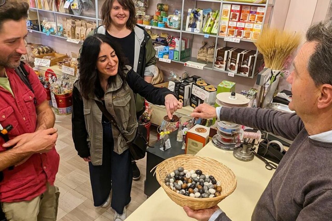 Tour gastronomico guidato con degustazione di vini a Verona — 9