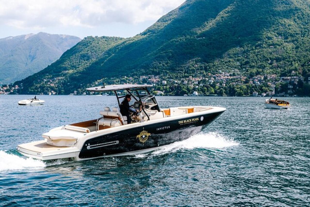 4H Como Lake Cruise drop of Bellagio and Varenna on Tender Yacht — 9