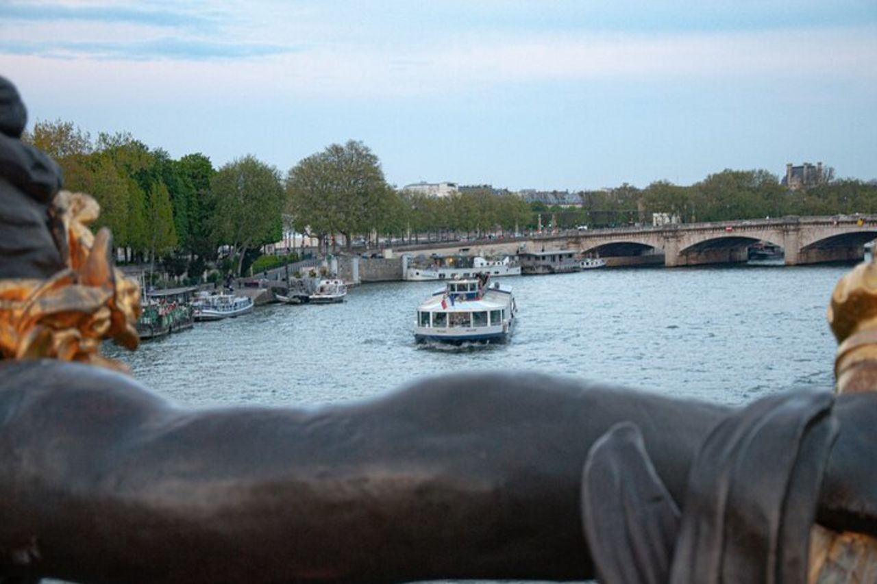 Paris en Scene 3 Corso Crociera con cena sul fiume Senna — 2
