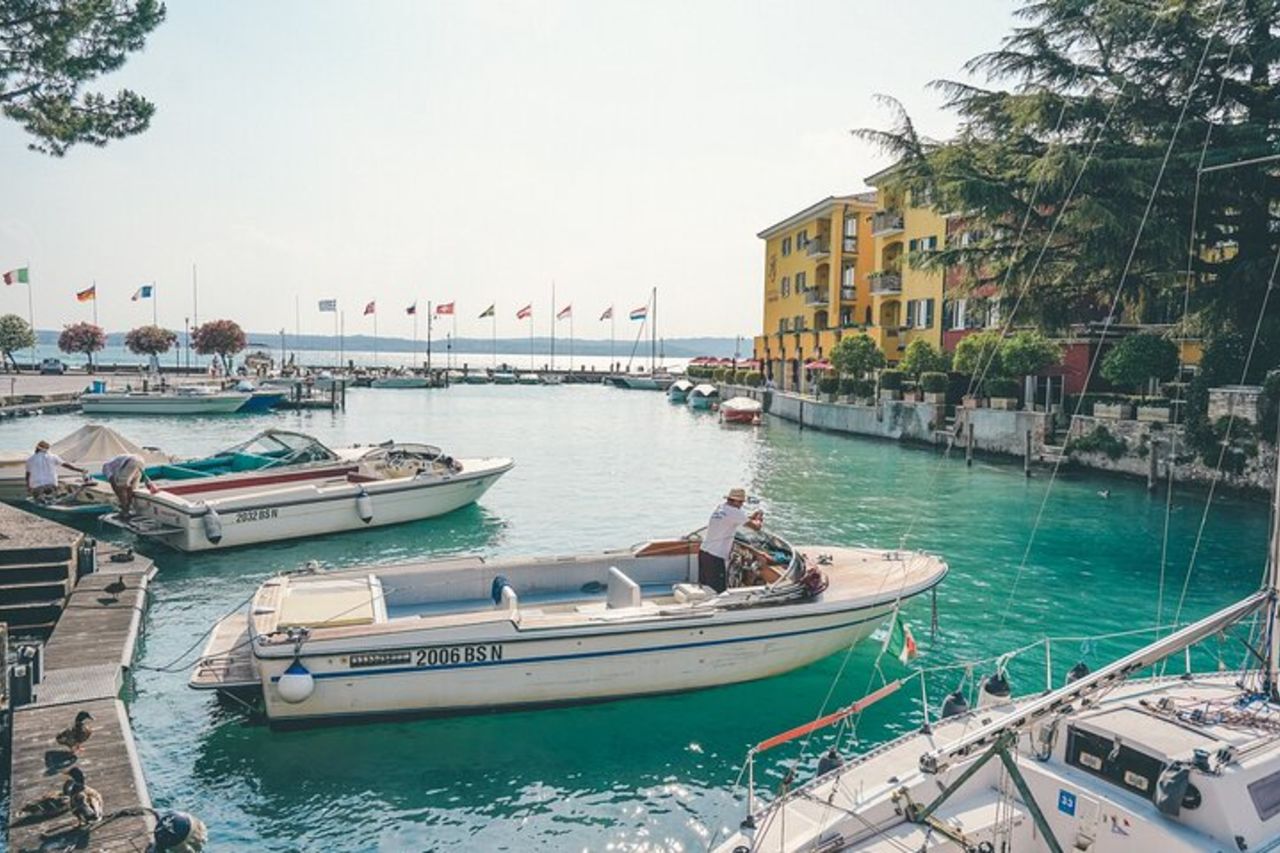 Tour di Sirmione con Giro in Barca — 7