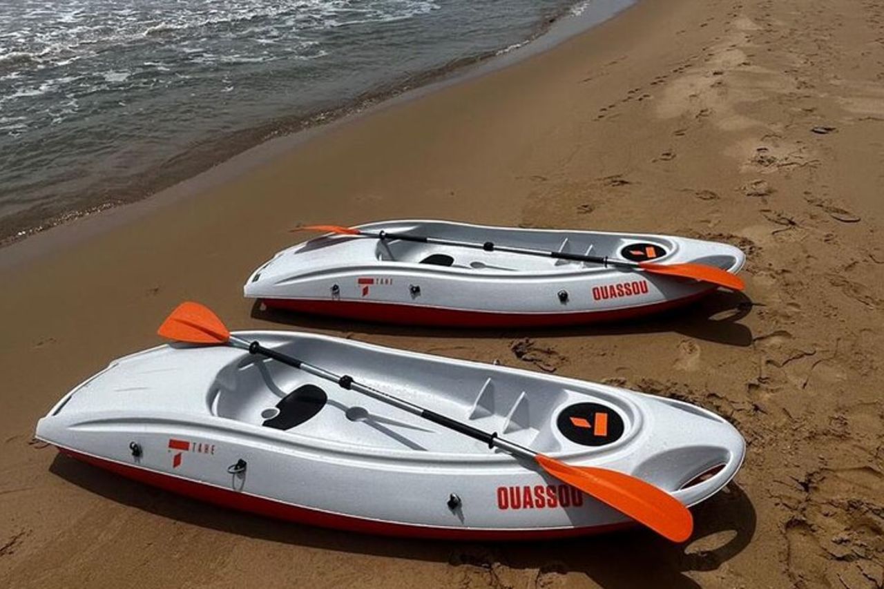 Tour in Kayak: Da Cala Manbrù alla Riserva di Torre Salsa — 5