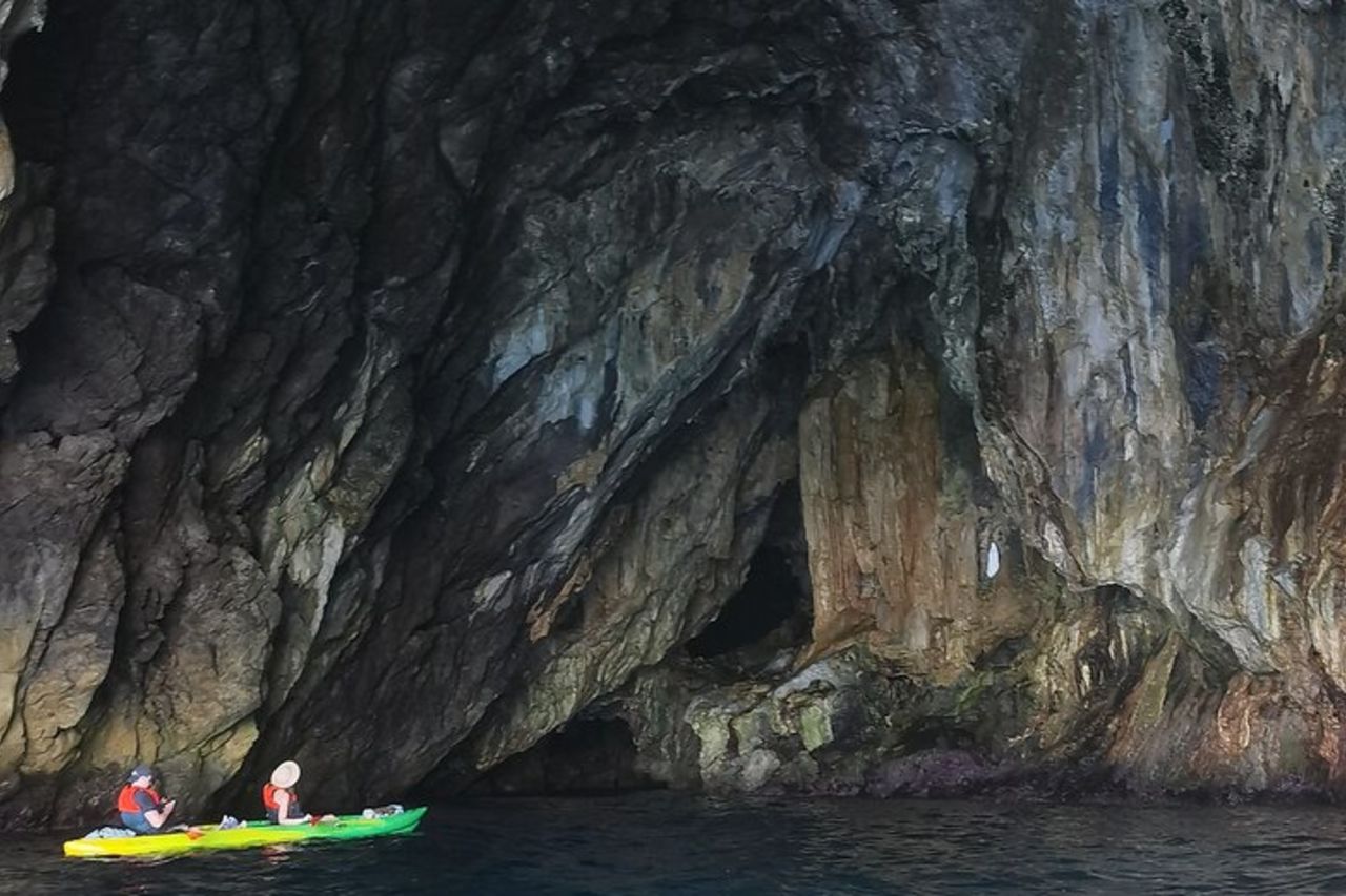 Amalfi Kayak & Snorkelling Tour alla Grotta Pandora & LemonSpritz