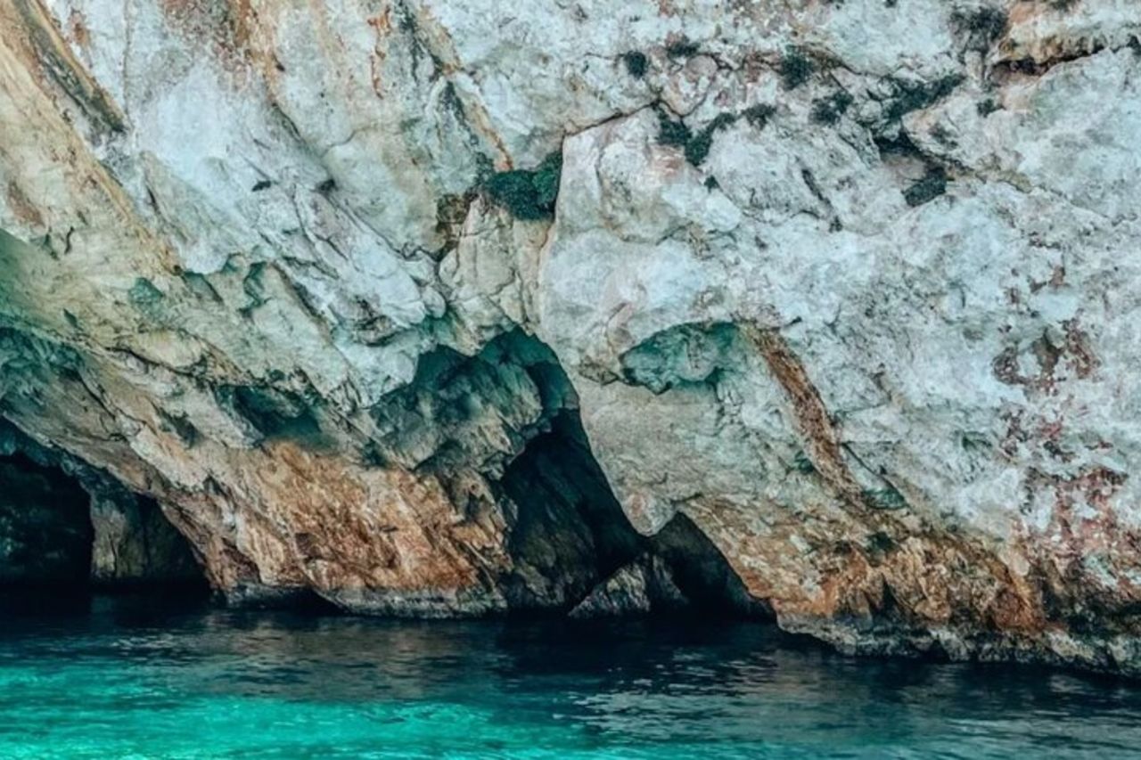 Tour della costa occidentale di Zante e Baia di Navagio — 5