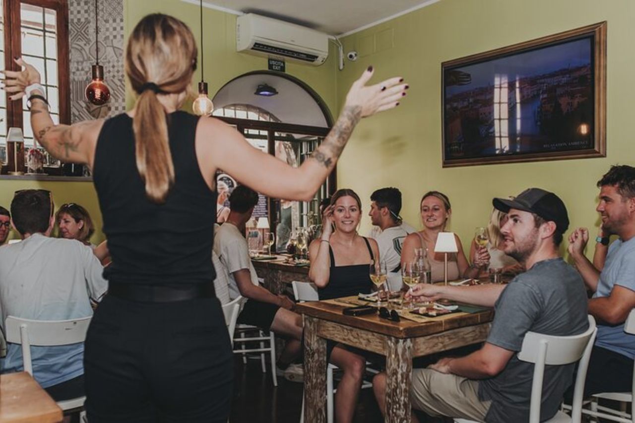 Roma: degustazione di vini a Trastevere con cibo e gelato — 5