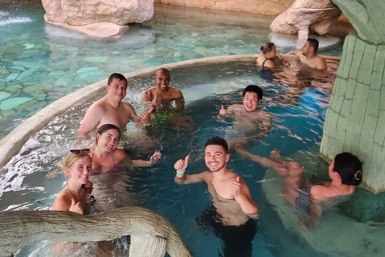 Escursione mattutina al vulcano, pranzo e sorgenti termali — 9