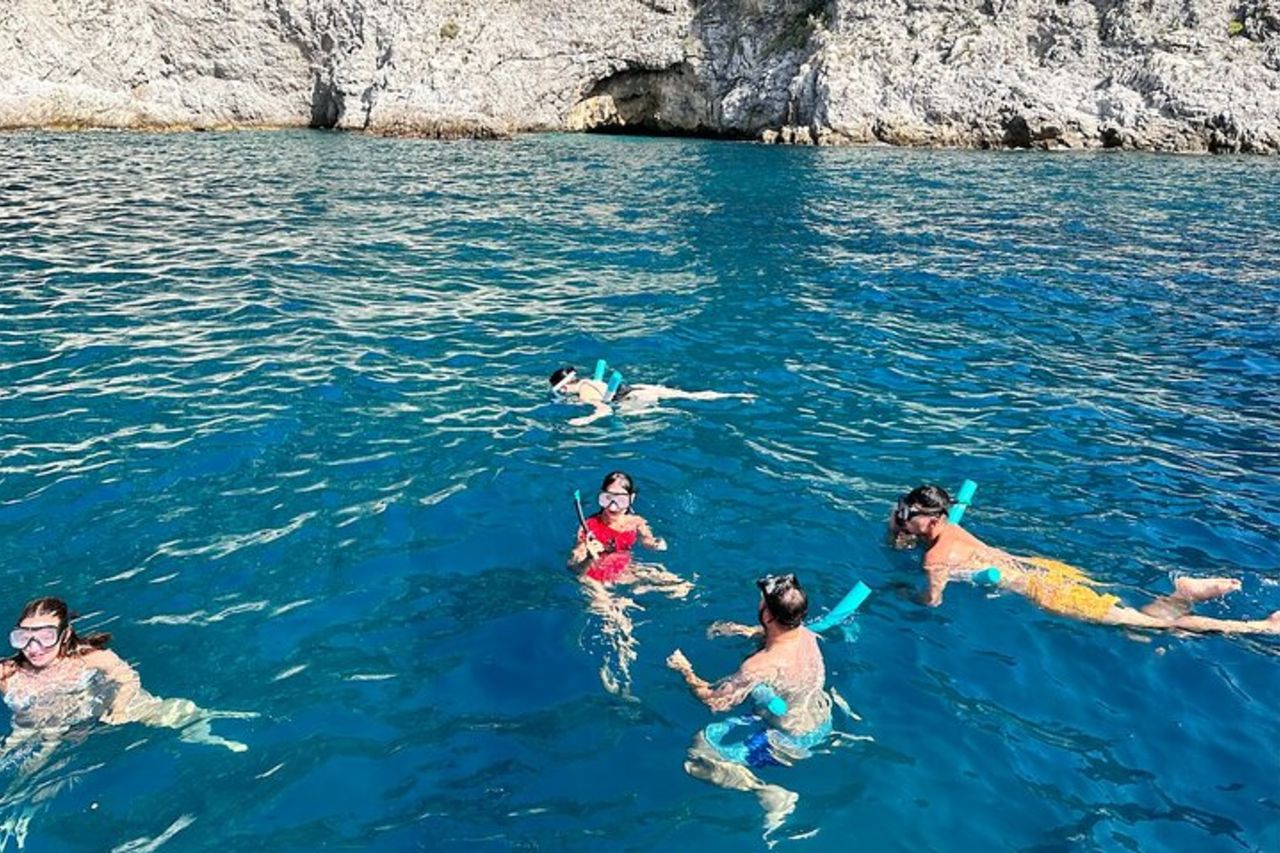 Positano : crociera di mezza giornata in Costiera Amalfitana con Prosecco e nuoto — 6