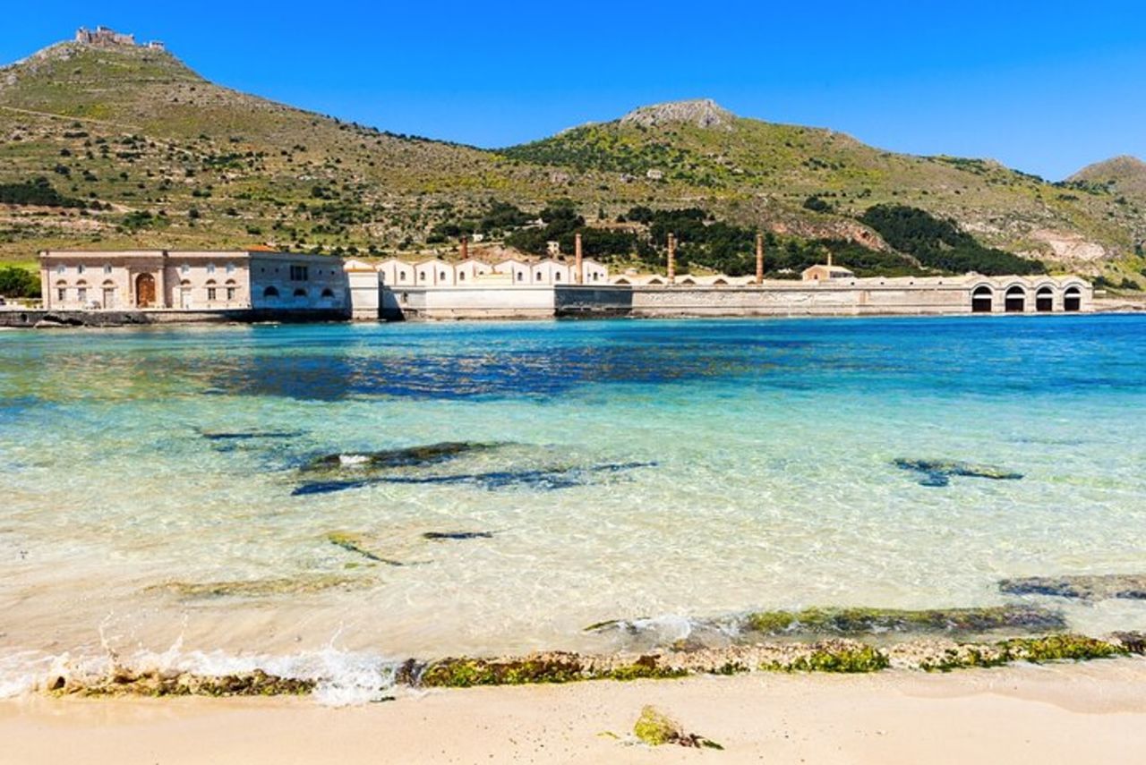 Favignana e Levanzo Shuttle Tour da Trapani — 8