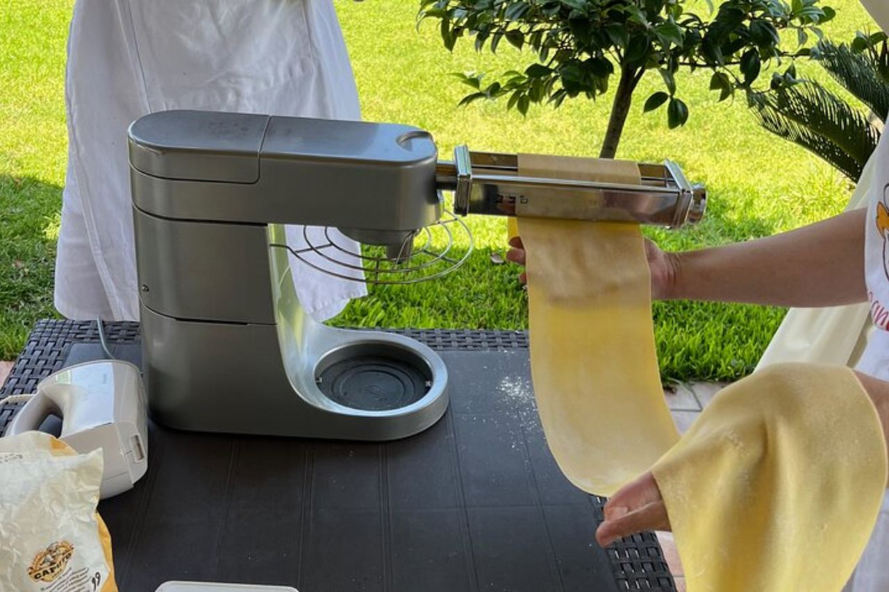 Pompei: visita guidata agli scavi e Lezione di pasta fresca — 9