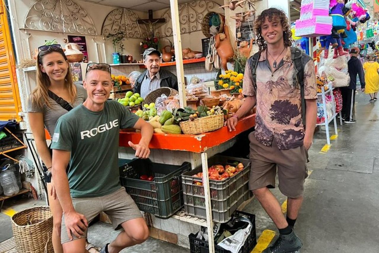 Prepara una talpa di Oaxaca da un cuoco tradizionale — 7