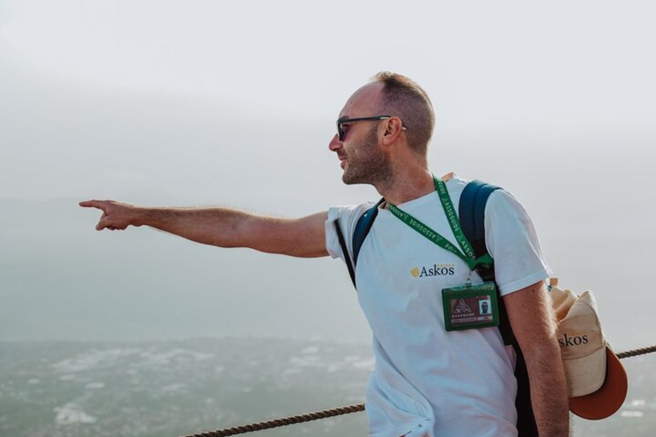 Tour del Vesuvio da Pompei guidato da una Guida Esperta — 6