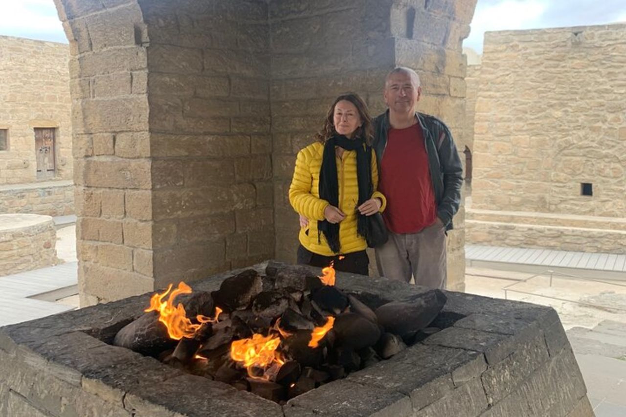 Baku Gobustan e Absheron Tour + biglietto gratuito per il centro Haydar Aliyev — 8