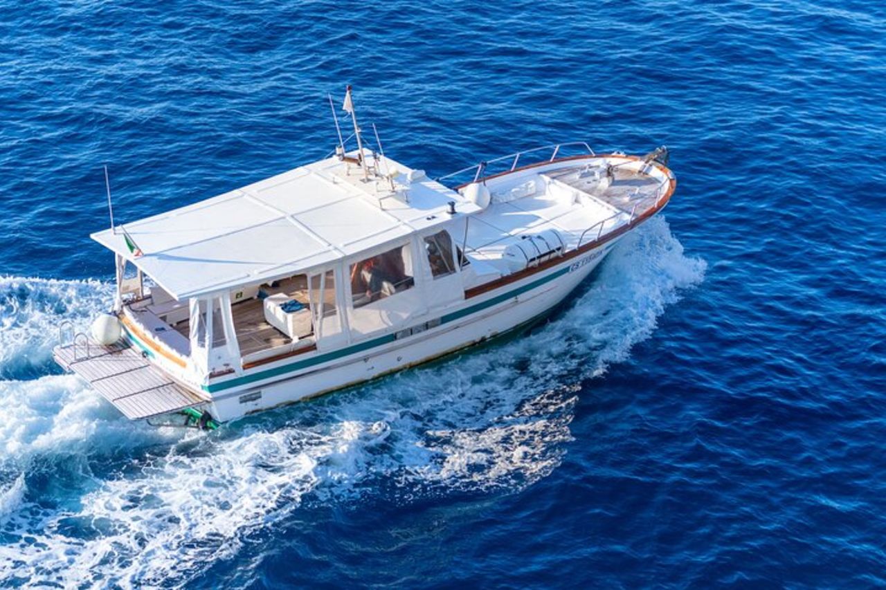 Crociera di un'intera giornata sull'isola di Capri da Praiano, Positano o Amalfi — 4