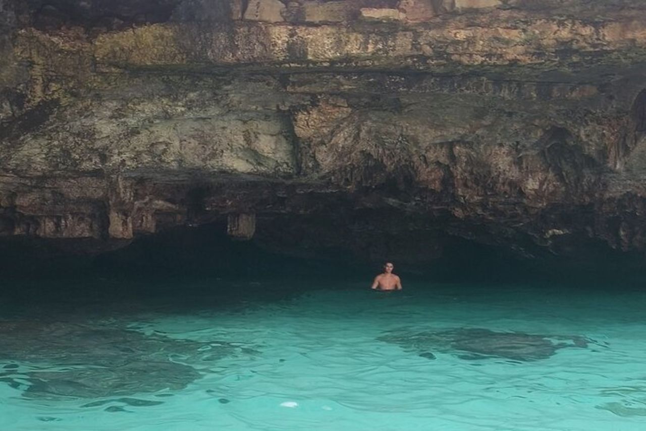 Avventura alle grotte in canoa — 7