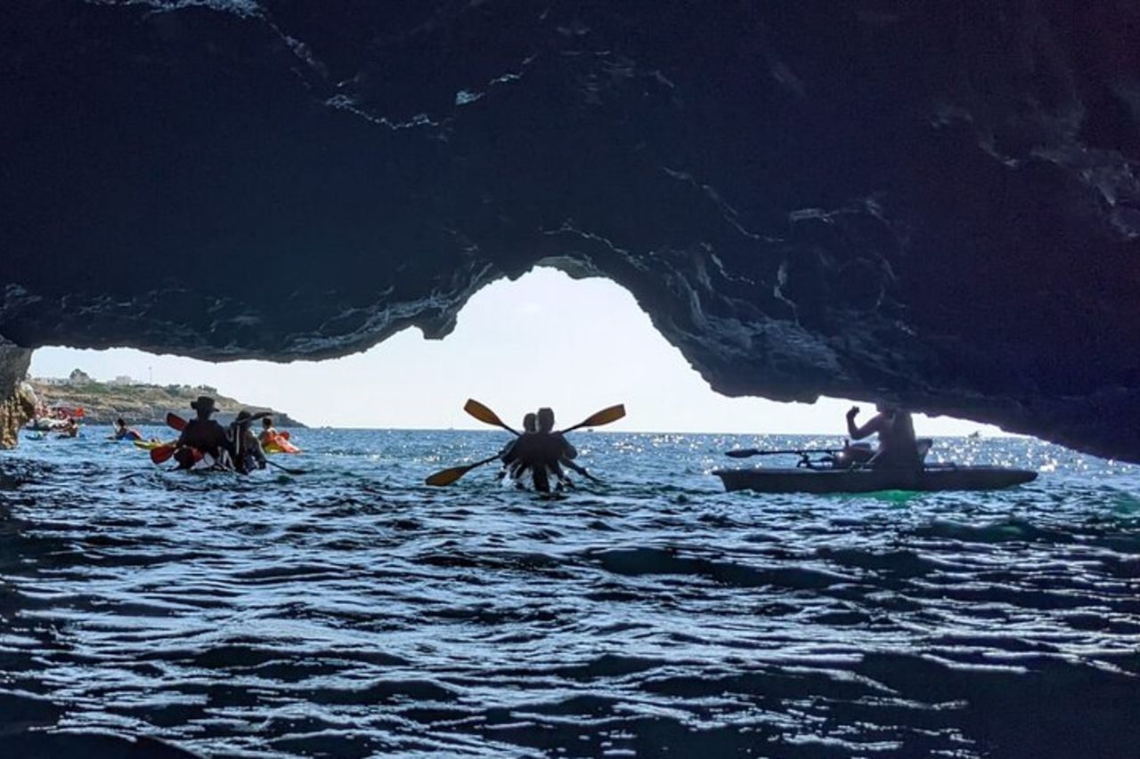 Avventura alle grotte in canoa — 8