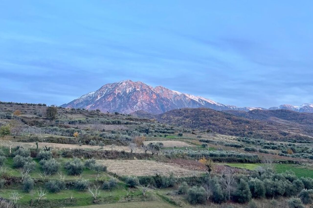 Da Tirana: tour di un giorno a Berat UNESCO e al lago Belshi — 4