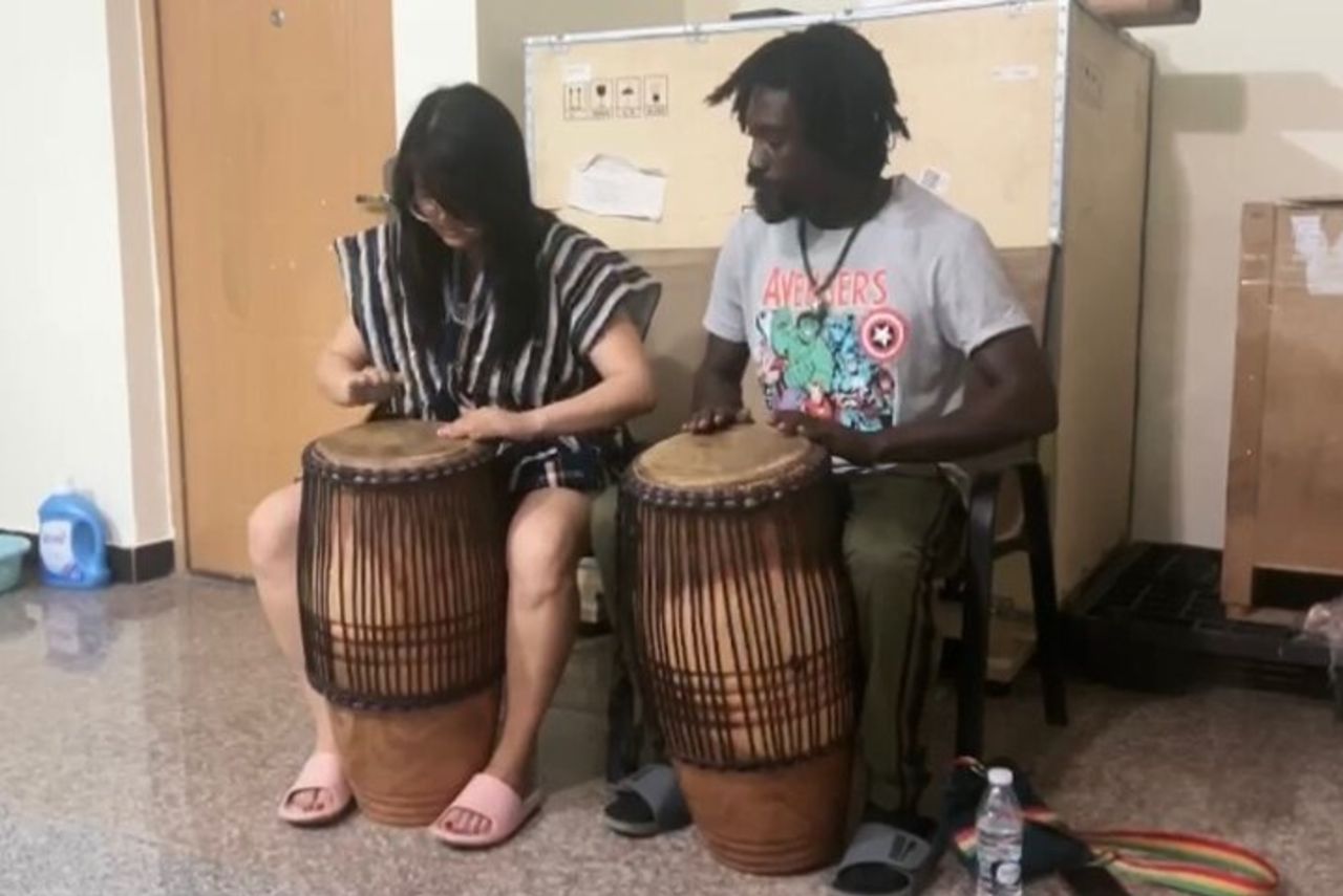 Lezioni di tamburi e danze africane — 8