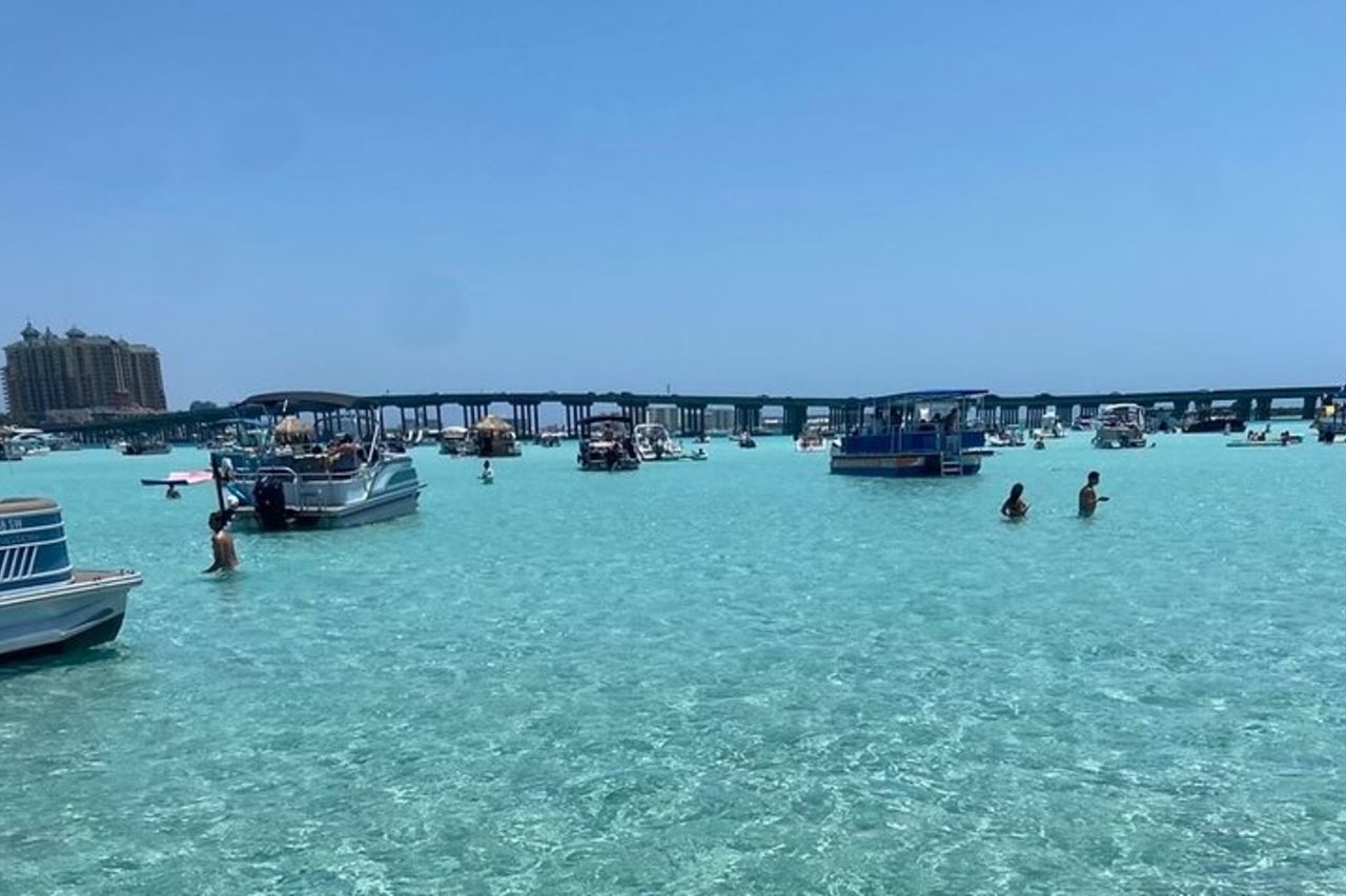 Noleggio pontone Crab Island per 12 passeggeri — 7