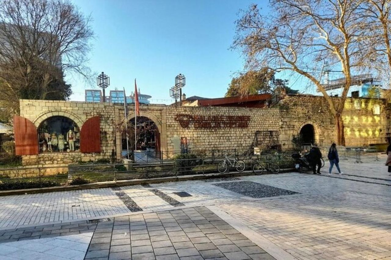 Tour a Piedi di Tirana — 4