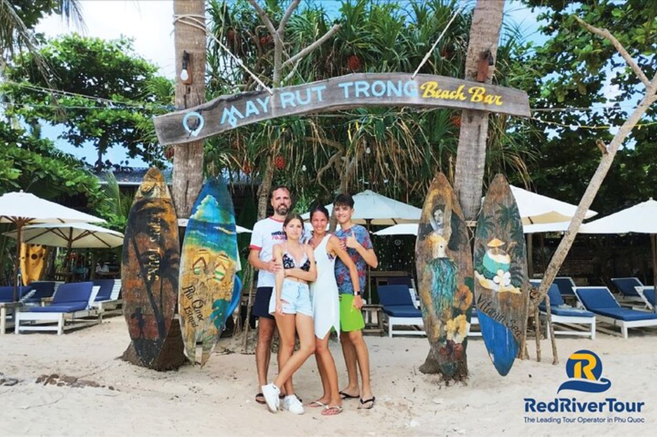 TOUR DEL FIUME ROSSO (Tour condiviso): TOUR DELLE 4 ISOLE IN MOTOSCAFO — 5