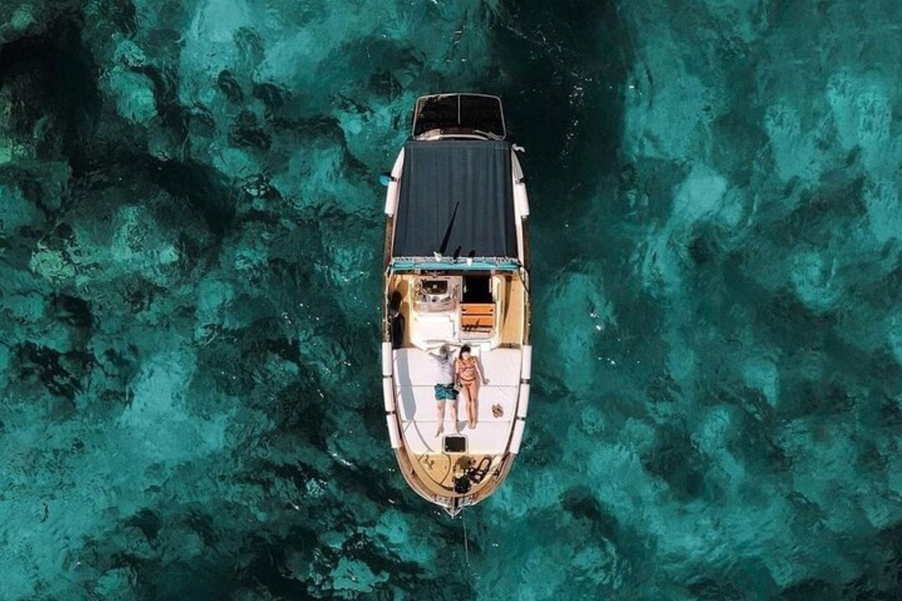 Tour Privato in Barca nell'Isola di Capri