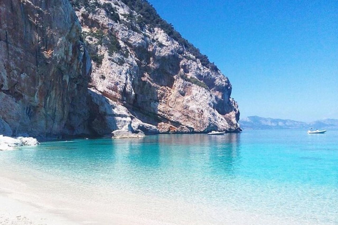 Gita in motoscafo nel Golfo di Orosei con aperitivo da Cala Gonone — 5