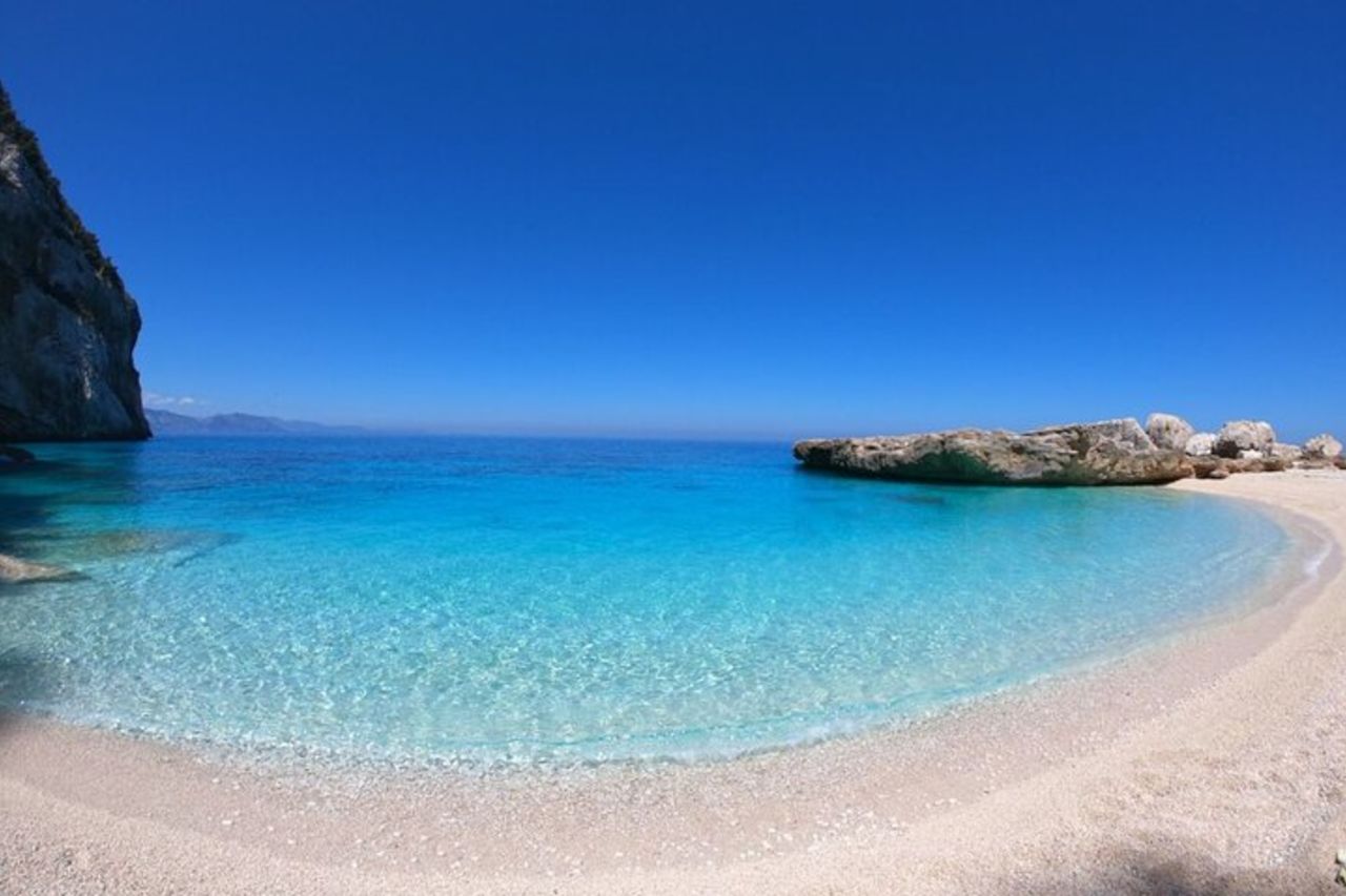 Gita in motoscafo nel Golfo di Orosei con aperitivo da Cala Gonone — 6
