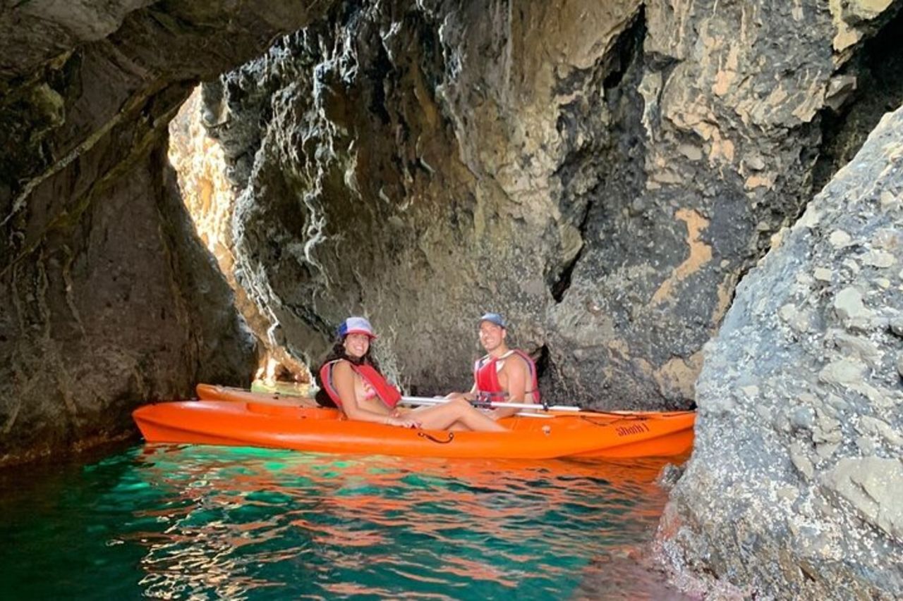 Avventura in kayak alle Cinque Terre da Riomaggiore — 2