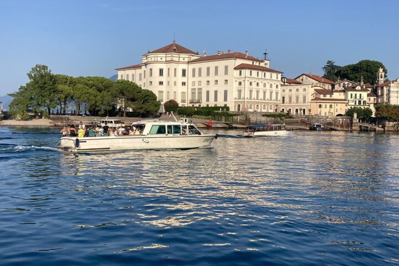 Stresa : 1 - Giorno 3 Tour in barca Hop-On Hop-Off delle Isole Borromee — 2